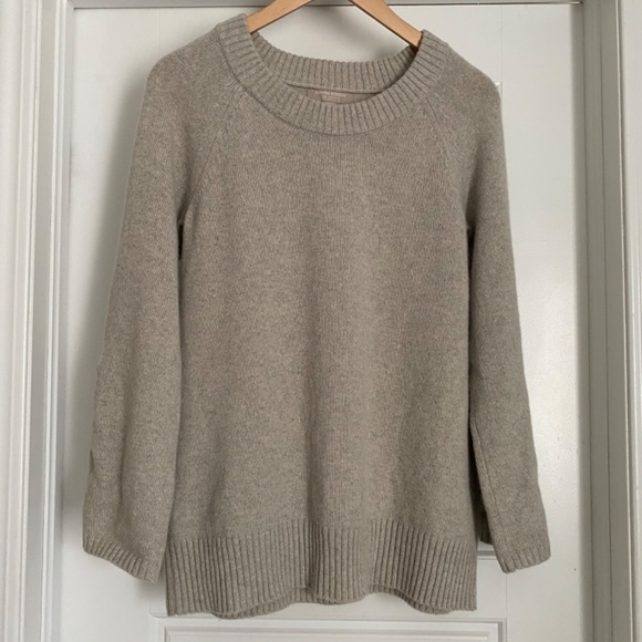Banana Republic Banana 100% Cashmere Crew Sweater Women’s Size Small - Picture 3 of 9